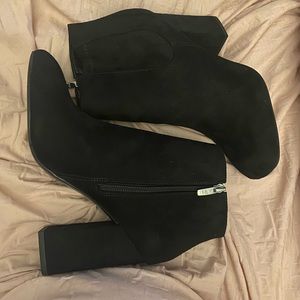 Brand New Pair of Marc Fisher Booties. Beautiful boots!